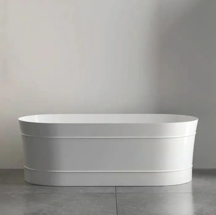 Hera Bathware Maria Gloss White Free Standing Bathtub 1749.00 at Hera Bathware
