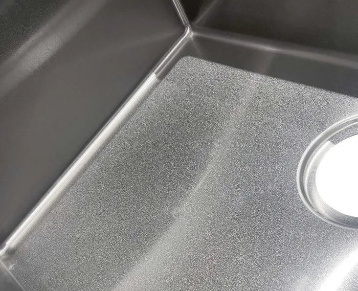 Axon Sink 69S 690x440x220 - Hera Bathware X Inspire Bathware M - CBS - 810 - 69 | Stainless Steel