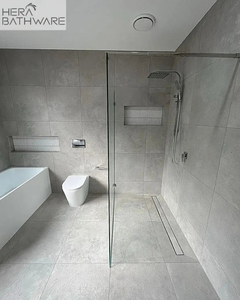 CELIA New Shower Set - Hera BathwareGun Metal