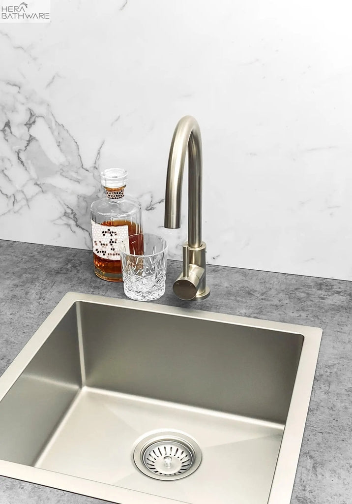 Lavello Sink Strainer and Waste Plug Basket with Stopper - Hera BathwareBrushed Nickel