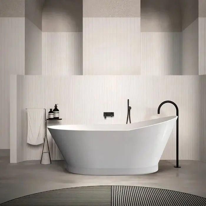 NEW YORK Gloss White Free Standing Bathtub - Hera Bathware1500mmGloss White