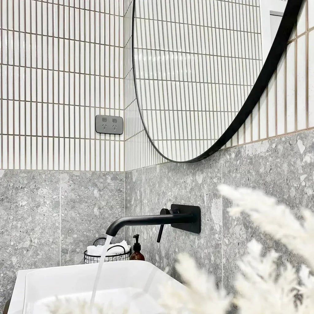 NOOSA Oval Metal Framed Mirror 1200*600mm | OTTI - Hera BathwareMetal White