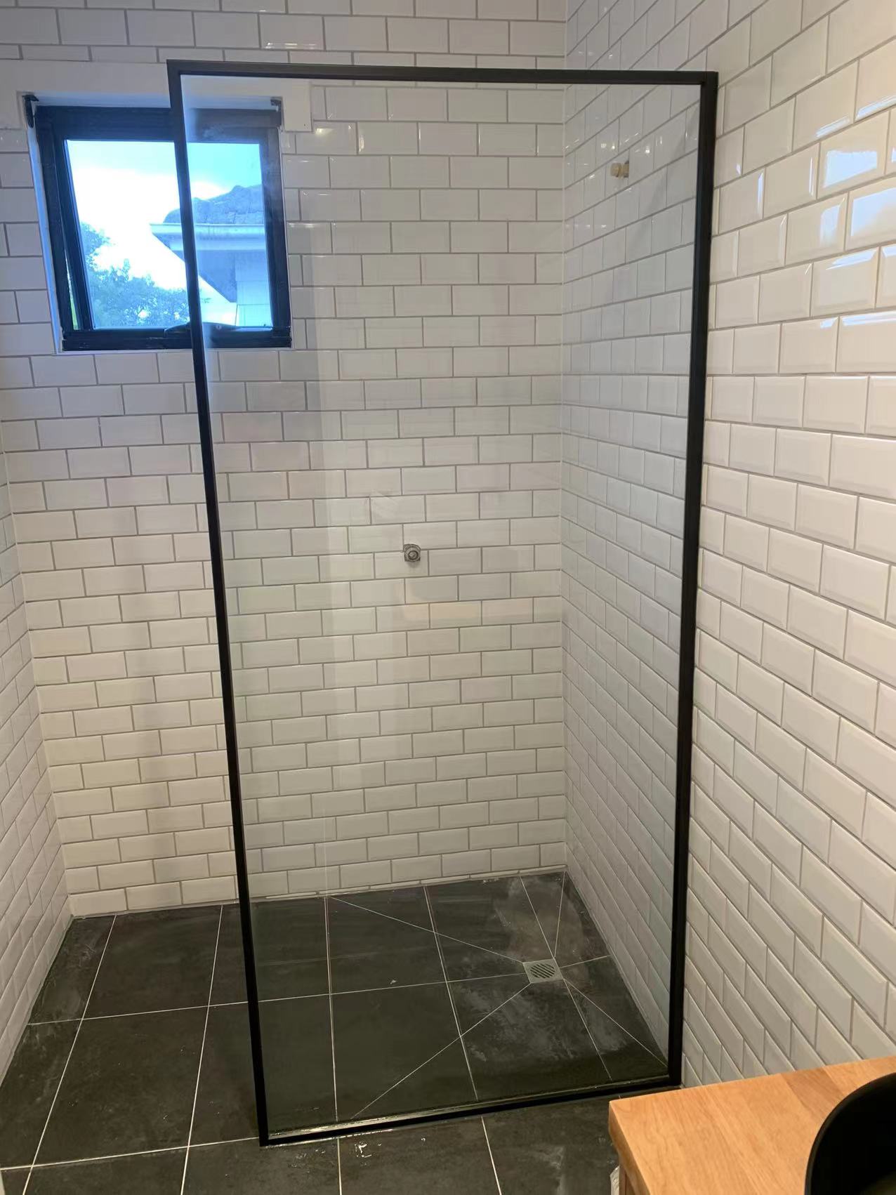 Shawer Rip Frame Rita Frame Walk in Shower Fixed Panel | Convex – Hera Bathware