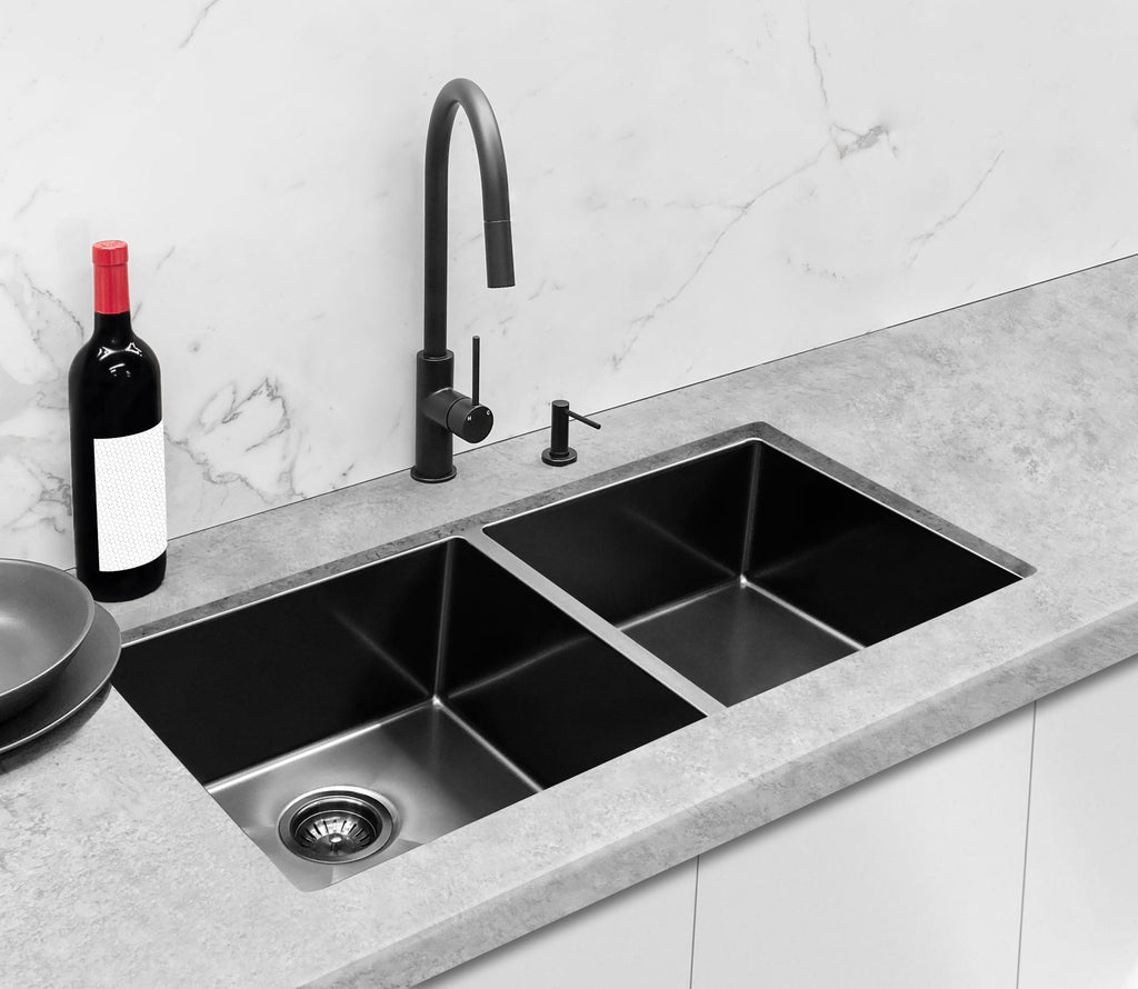 Round Soap Dispenser | Meir - Hera BathwareMatte Black